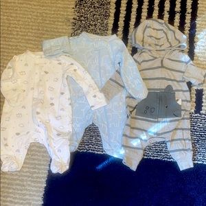 New Born zip up onesie